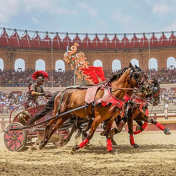 tourist attractions at puy du fou