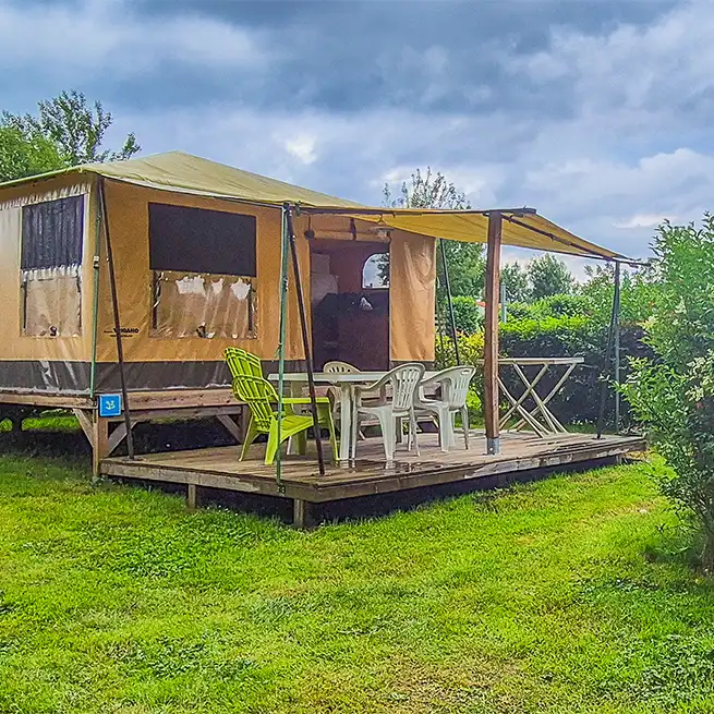 camping vendee hebergement insolite