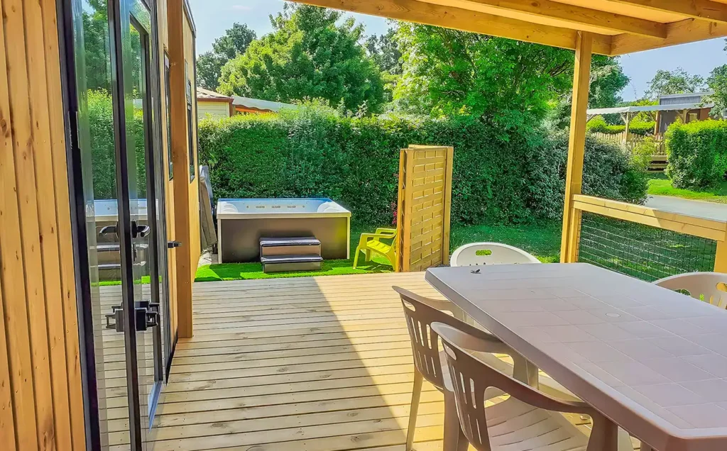Mobil-home LUXE 3 Ch 6 Pers.– Private Spa