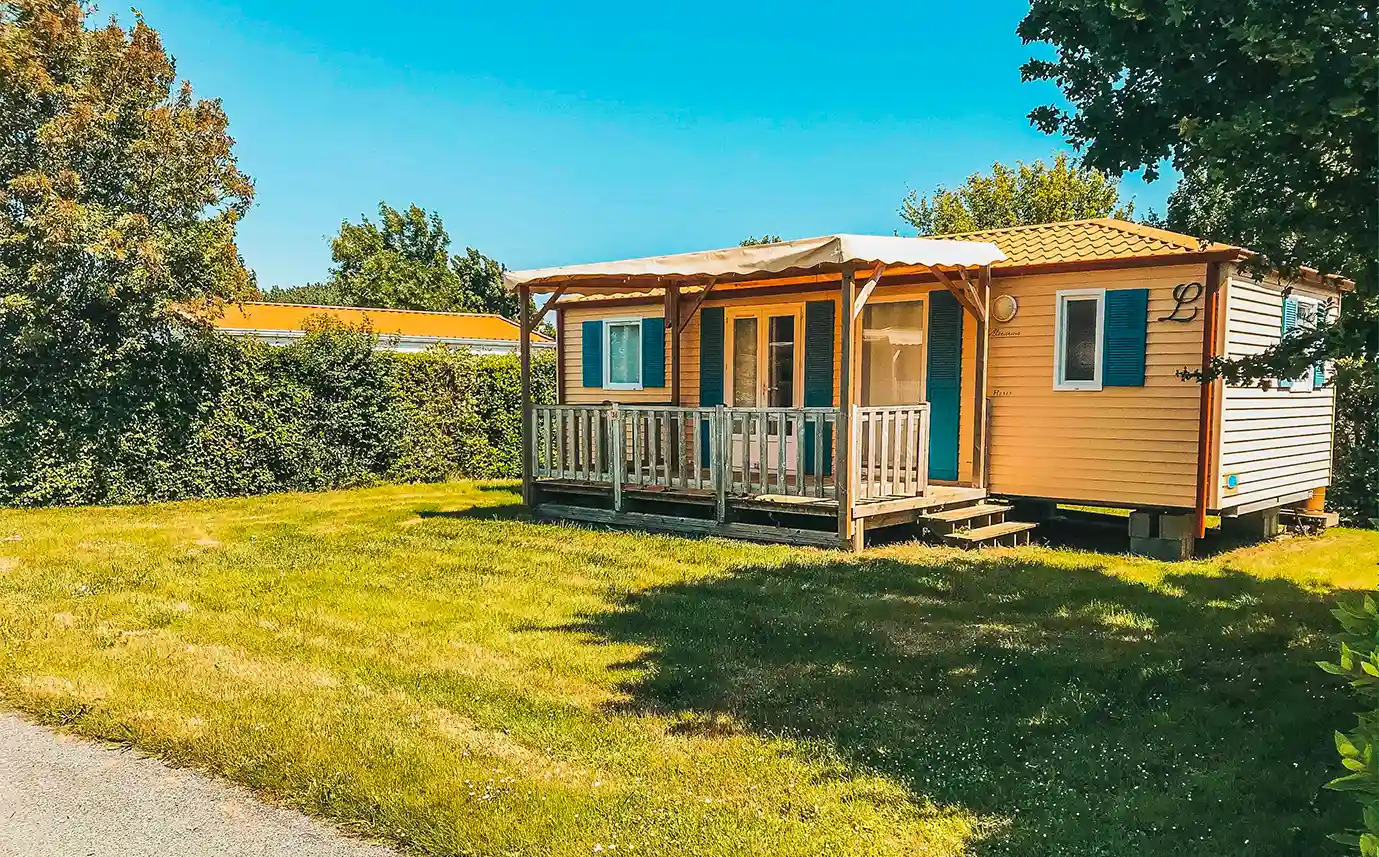 location mobil-home puy du fou extérieur