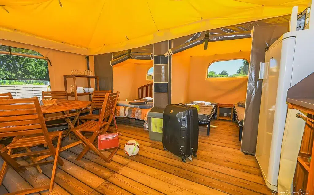 Lodge Tent 2 Ch.4 Pers.