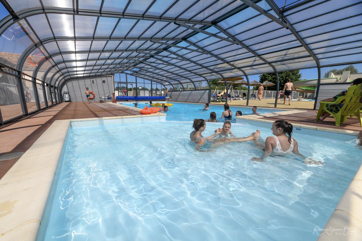 camping de la motte Puy du Fou Vendée the indoor pool