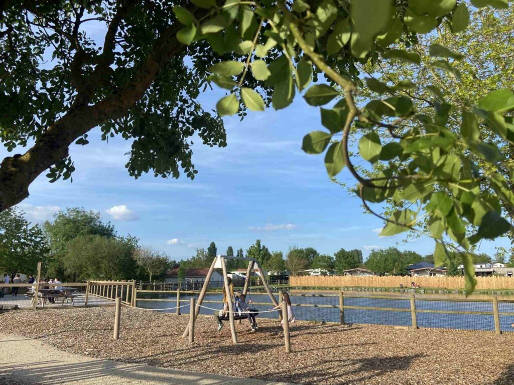 children's playground Vendée campsite
